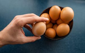 Comment vérifier la fraîcheur des œufs, comment les choisir et les conserver